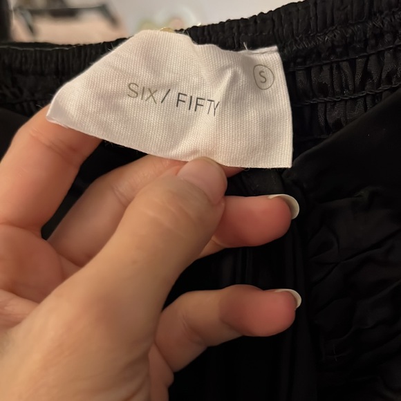 NWT SIX/FIFTY THE RUBY BLOUSE - Picture 4 of 11